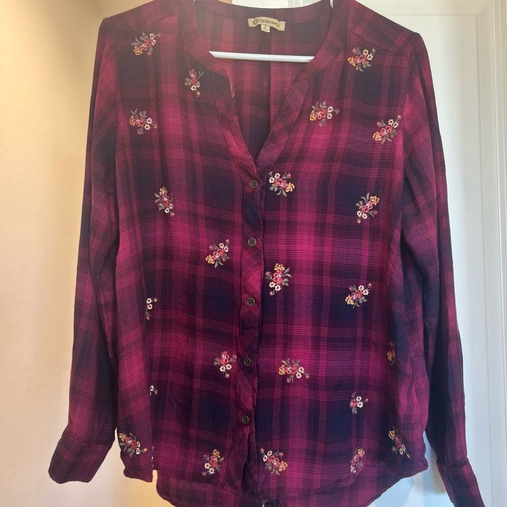 Democracy Red and Black Button Down Shirt with Notched Collar, Size L